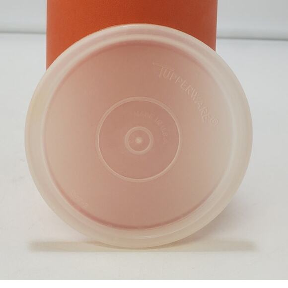 Vintage Tupperware Orange 1348 Tumbler Cup & Clear Lid 1347 made USA 16 oz - Picture 4 of 4